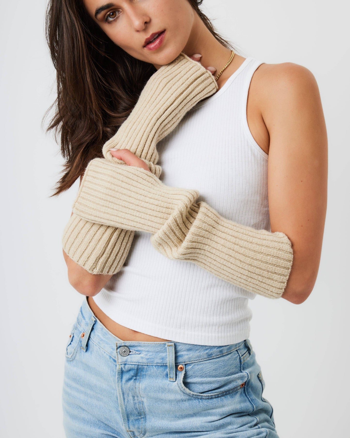 Knitted Arm Warmers in Beige: Beige