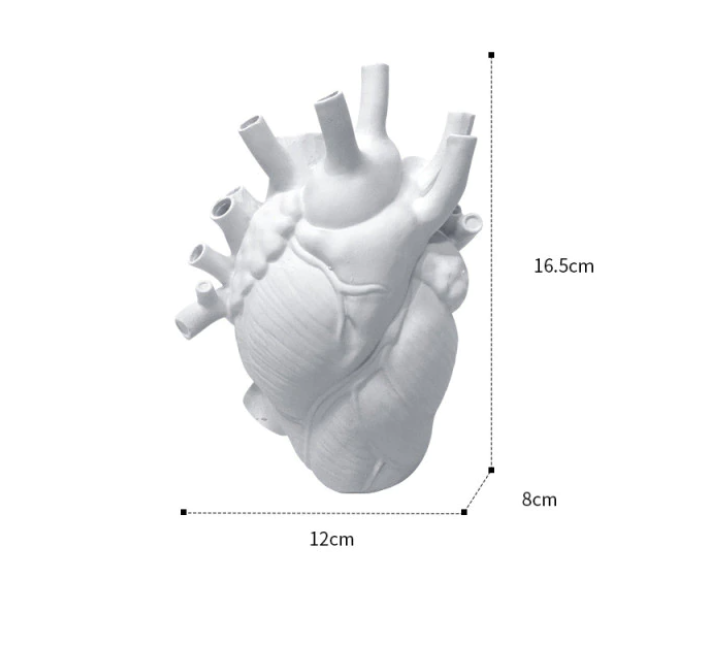 Resin Simulation Heart Shaped Vase: Black / Small (16.5cm H)