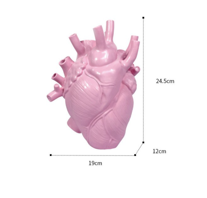 Resin Simulation Heart Shaped Vase: Black / Small (16.5cm H)