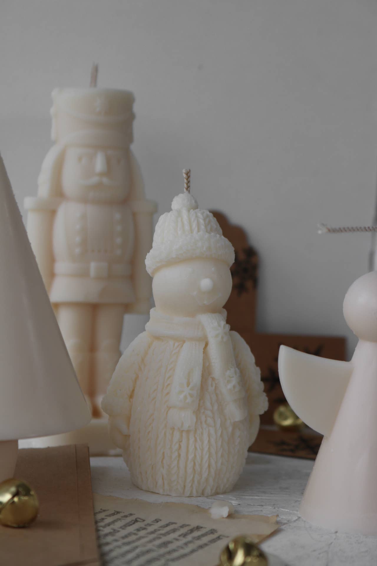 Snowman candle: Natural/white