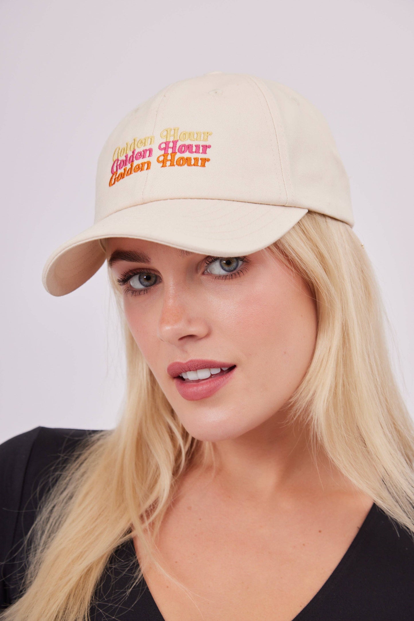 Golden Hour Baseball Cap in Beige: Beige