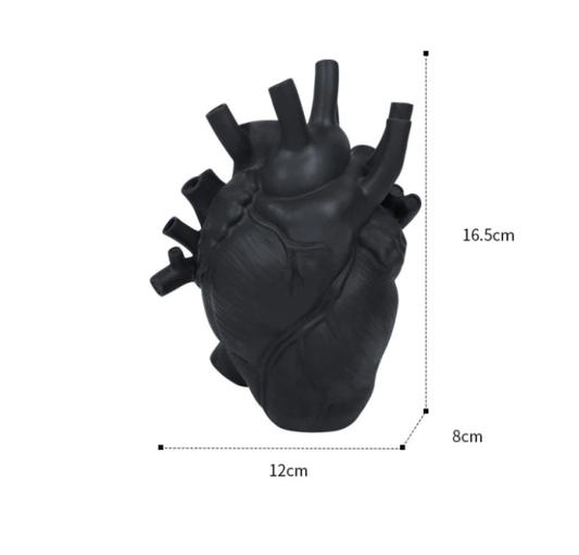Resin Simulation Heart Shaped Vase: Black / Small (16.5cm H)