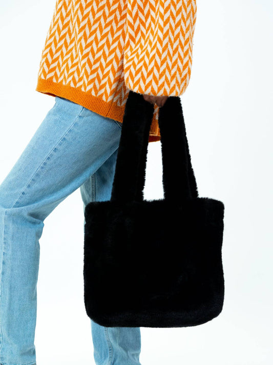 Fluffy Faux-Fur Tote Bag in Black: Black